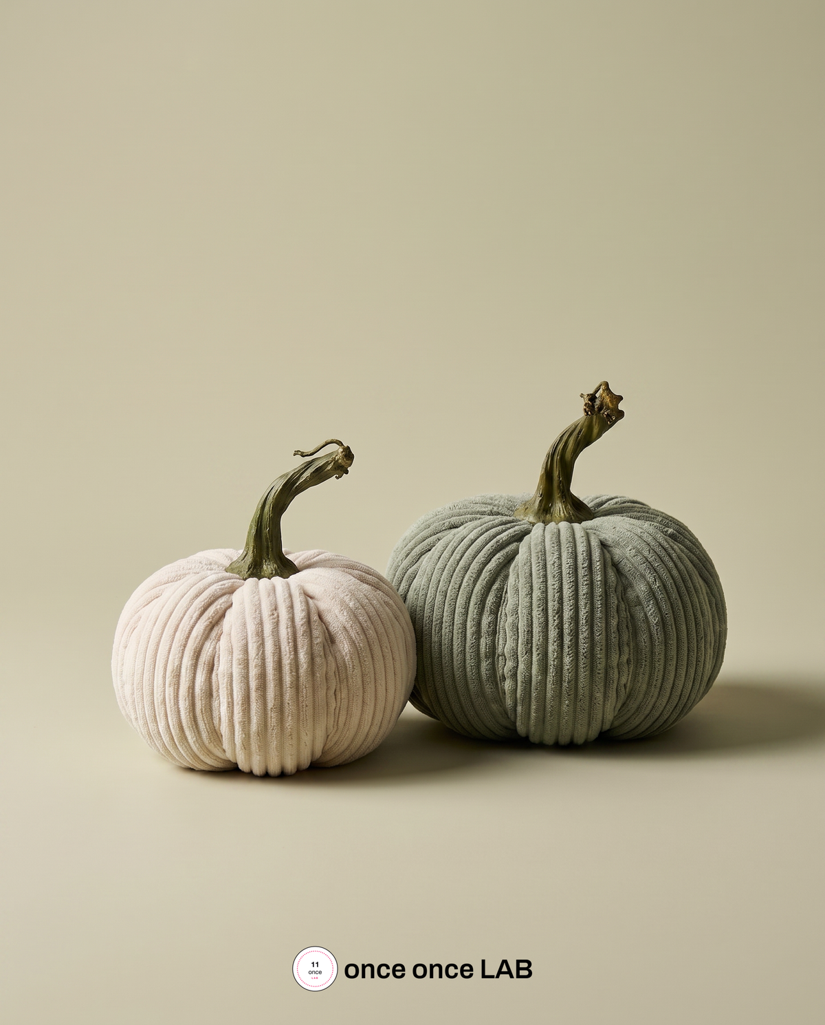 Calabazas Tejidas (Par) — Decoración de Otoño Textura Knit — vista 2 | once once LAB