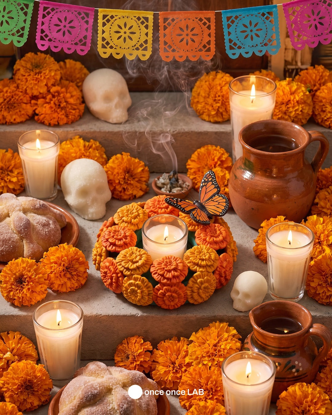 Portaveladora Mariposa Monarca con Cempasúchil — Ofrenda de Día de Muertos — once once LAB