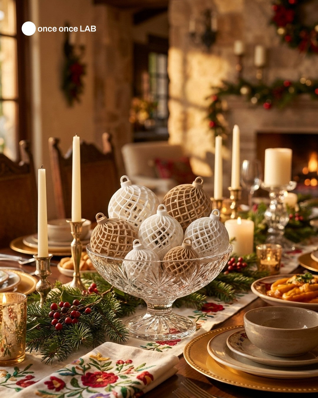 Set de 7 Esferas Lattice Champagne y Perla — Adornos Navideños 6, 8 y 10 cm — Once Once Lab