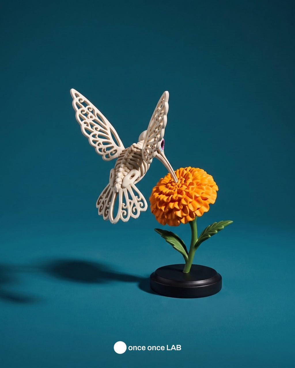 Colibrí Esquelético en Cempasúchil — Figura para Ofrenda de Día de Muertos — once once LAB