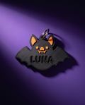 Placa de collar para perro con forma de murciélago y nombre grabado