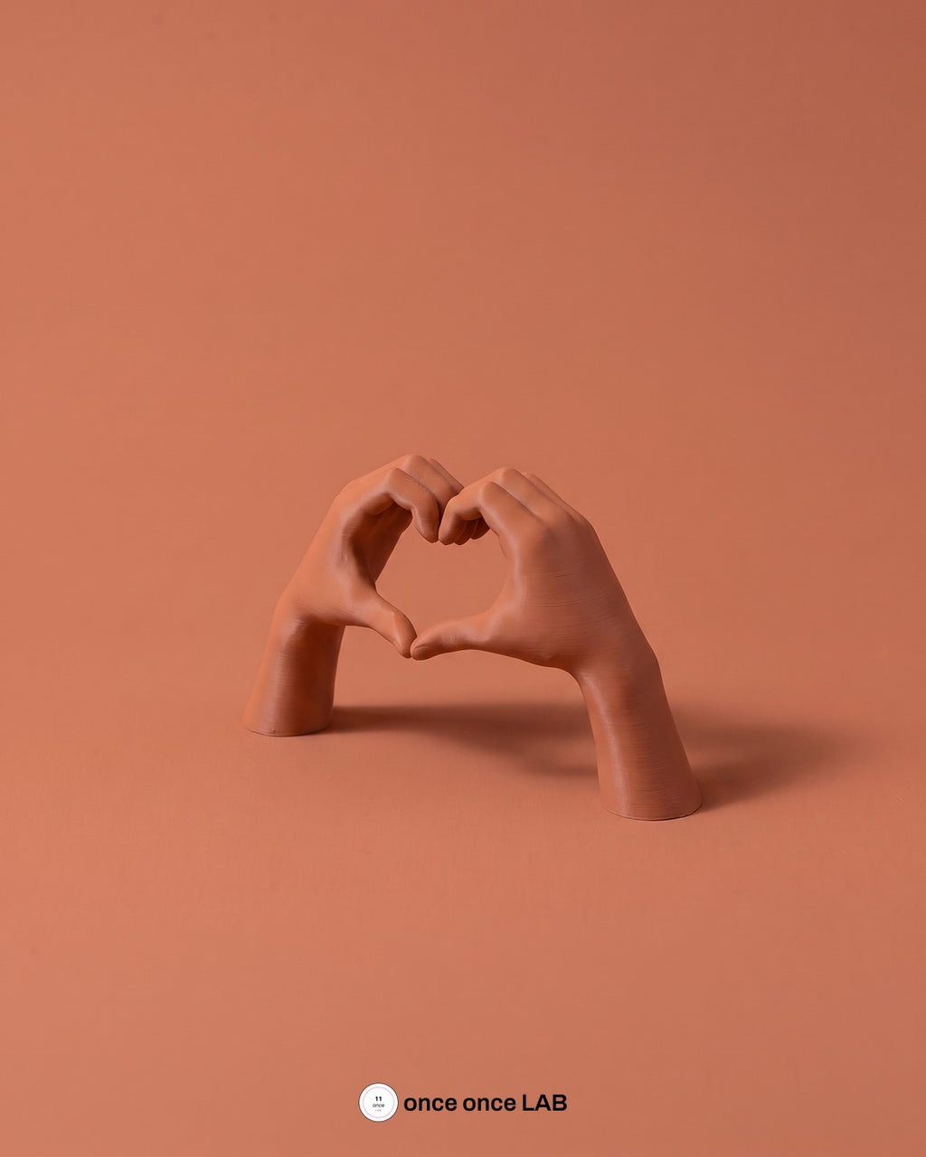 Manos en Corazón, otro ángulo